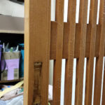 つばめグリル椅子