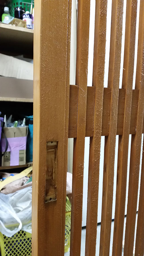 画像：つばめグリル椅子